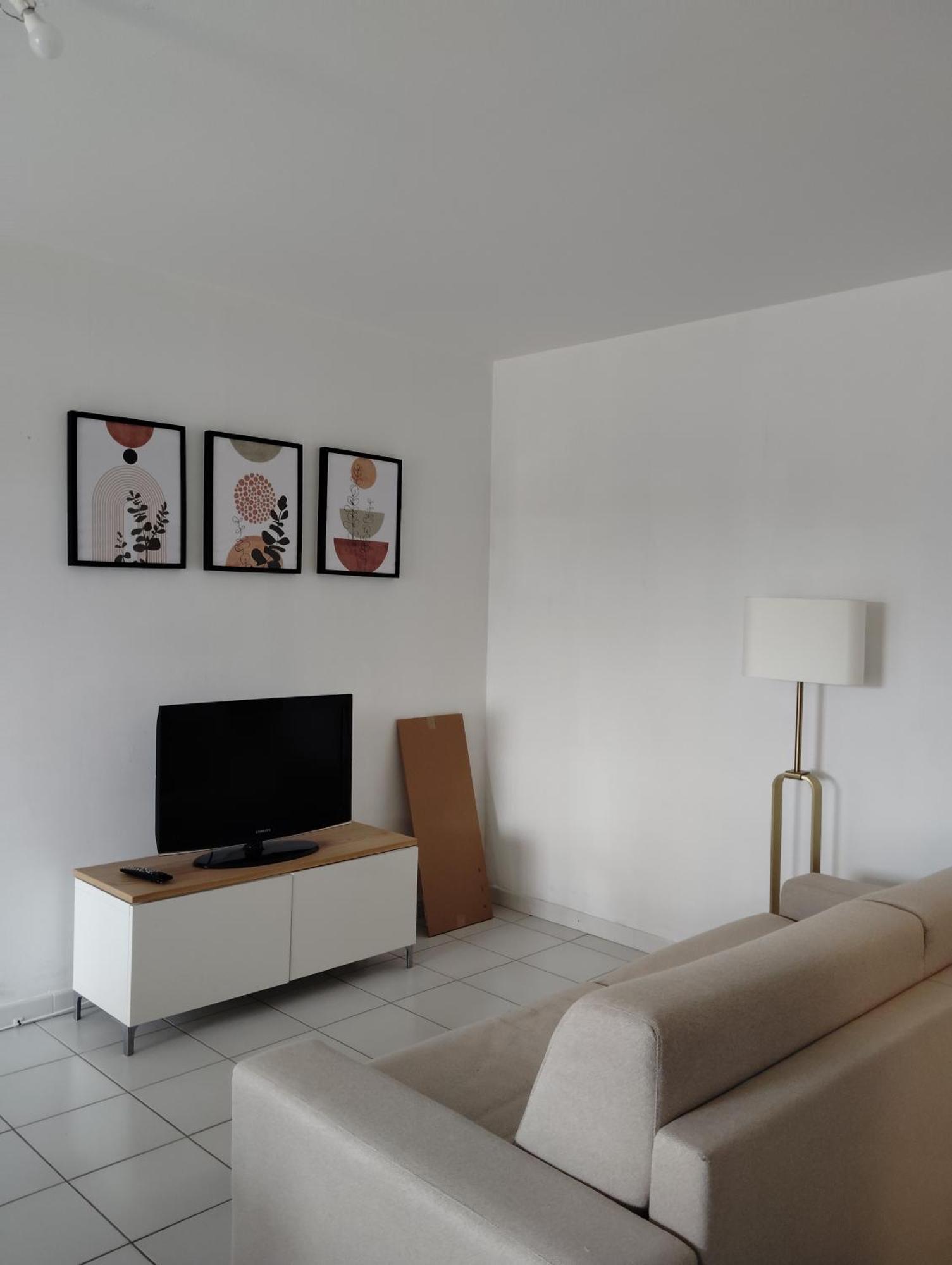 Appartement Climatise Avec Parking A Albi Exterior foto